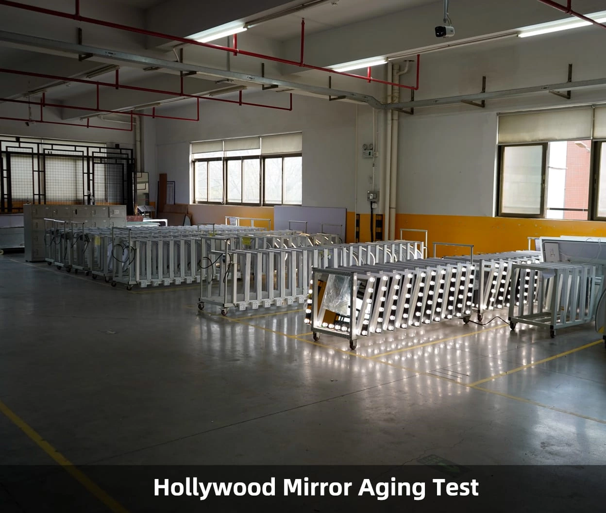 Test de vieillissement du miroir d'Hollywood