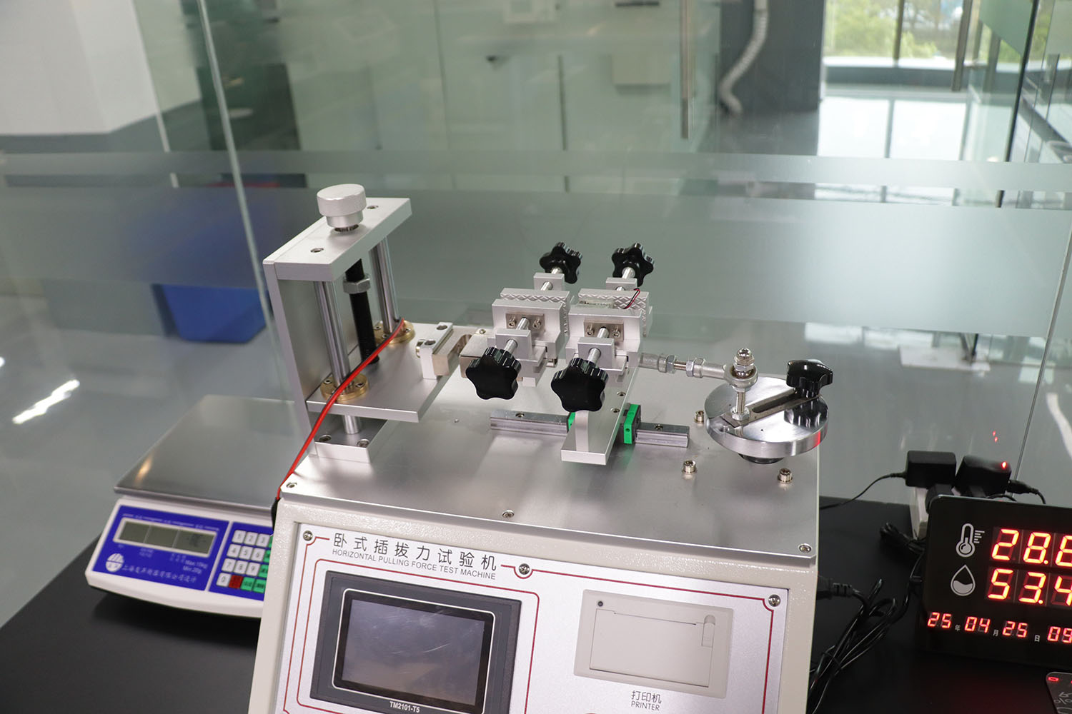 Horizontal Insertion & Withdrawal Force Tester