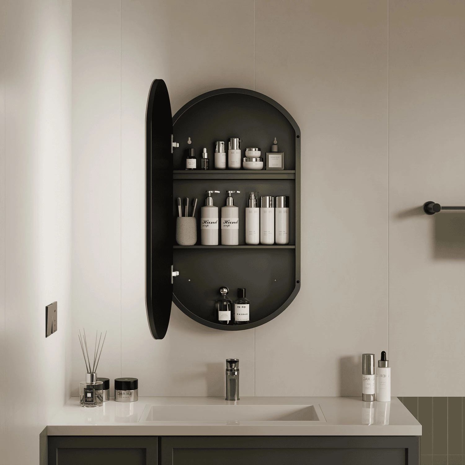 Ovale LED badkamerspiegelkast