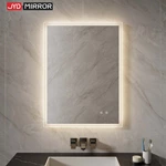 Miroir de salle de bain encadré à LED