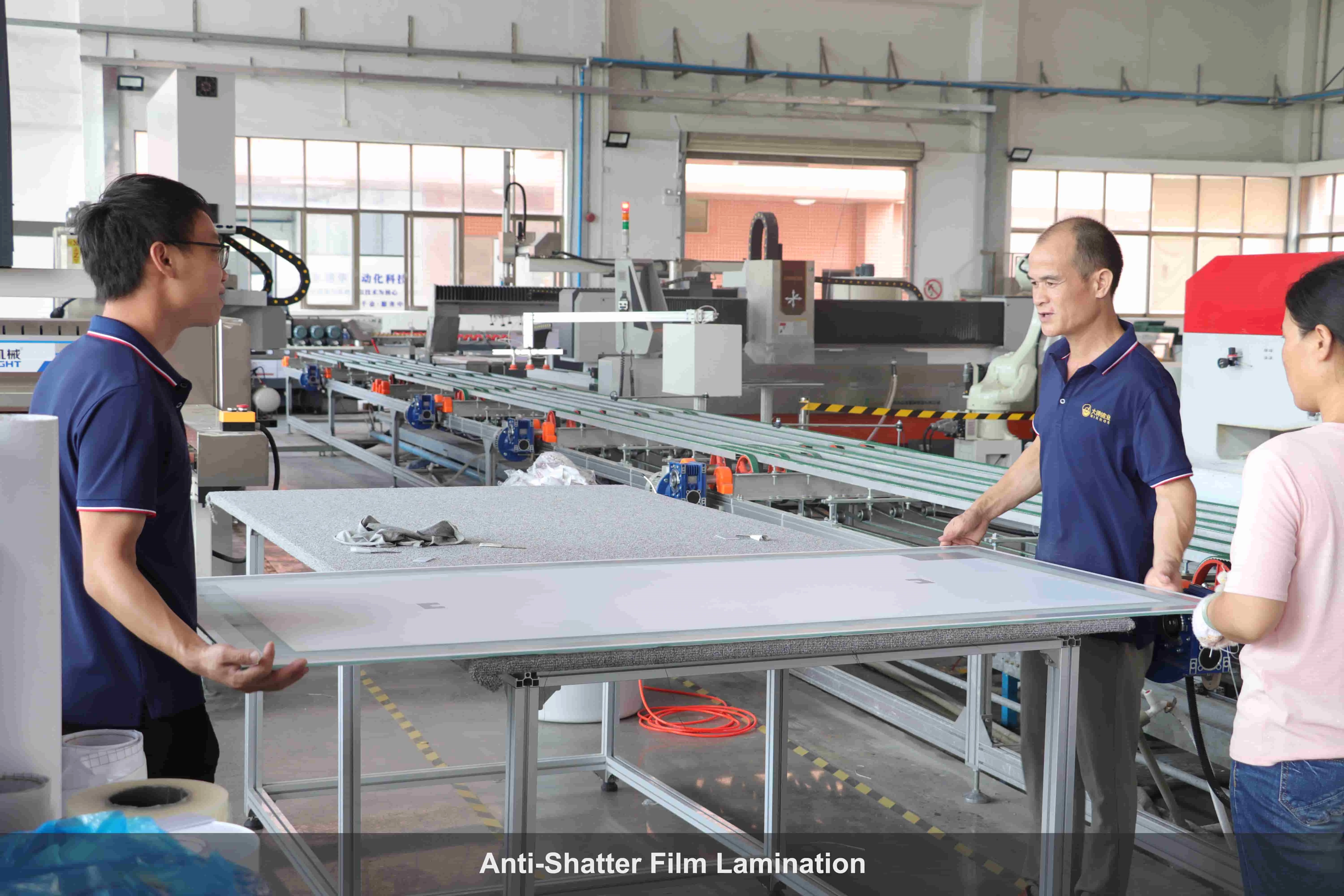 Lamination de film anti-éclats