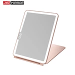 Miroir de maquillage de voyage portable à LED