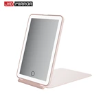 Miroir de maquillage de voyage portable à LED