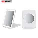 Miroir de maquillage de voyage portable à LED
