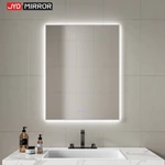 Miroir de salle de bain encadré à LED